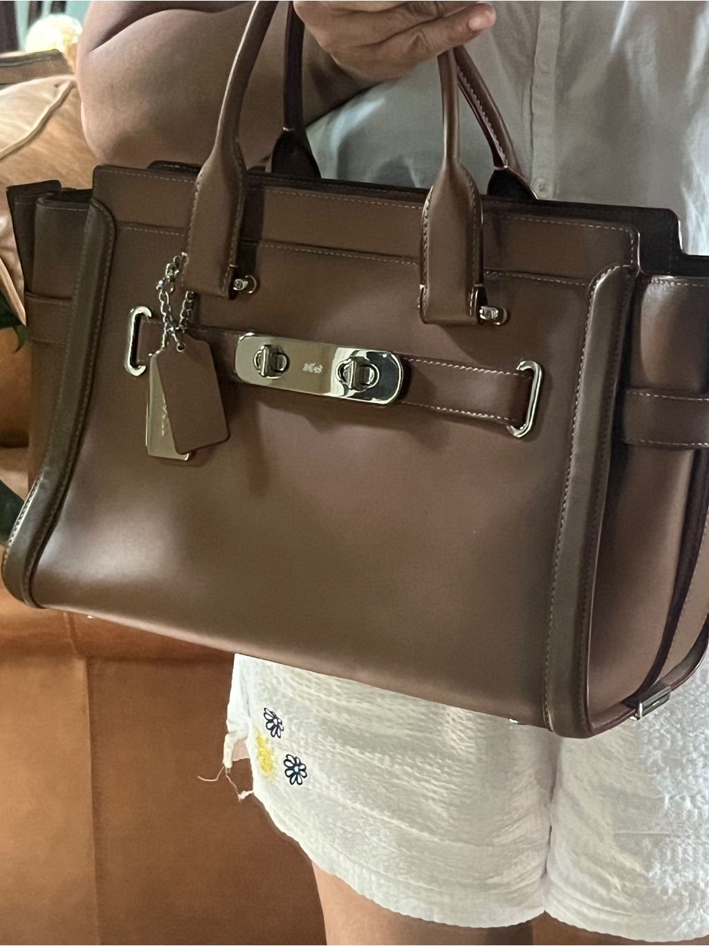 Brown Coach Swagger 27 Tan Leather Signature Interior Patch Satchel